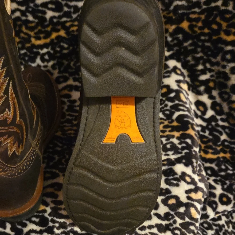 Ariat Dark Brown Embroidered Heeled Boots - Picture 6 of 6